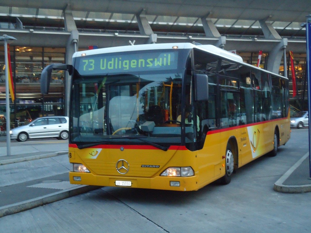 (128'747) - Bucheli, Kriens - Nr. 28/LU 15'550 - Mercedes am 13. August 2010 beim Bahnhof Luzern