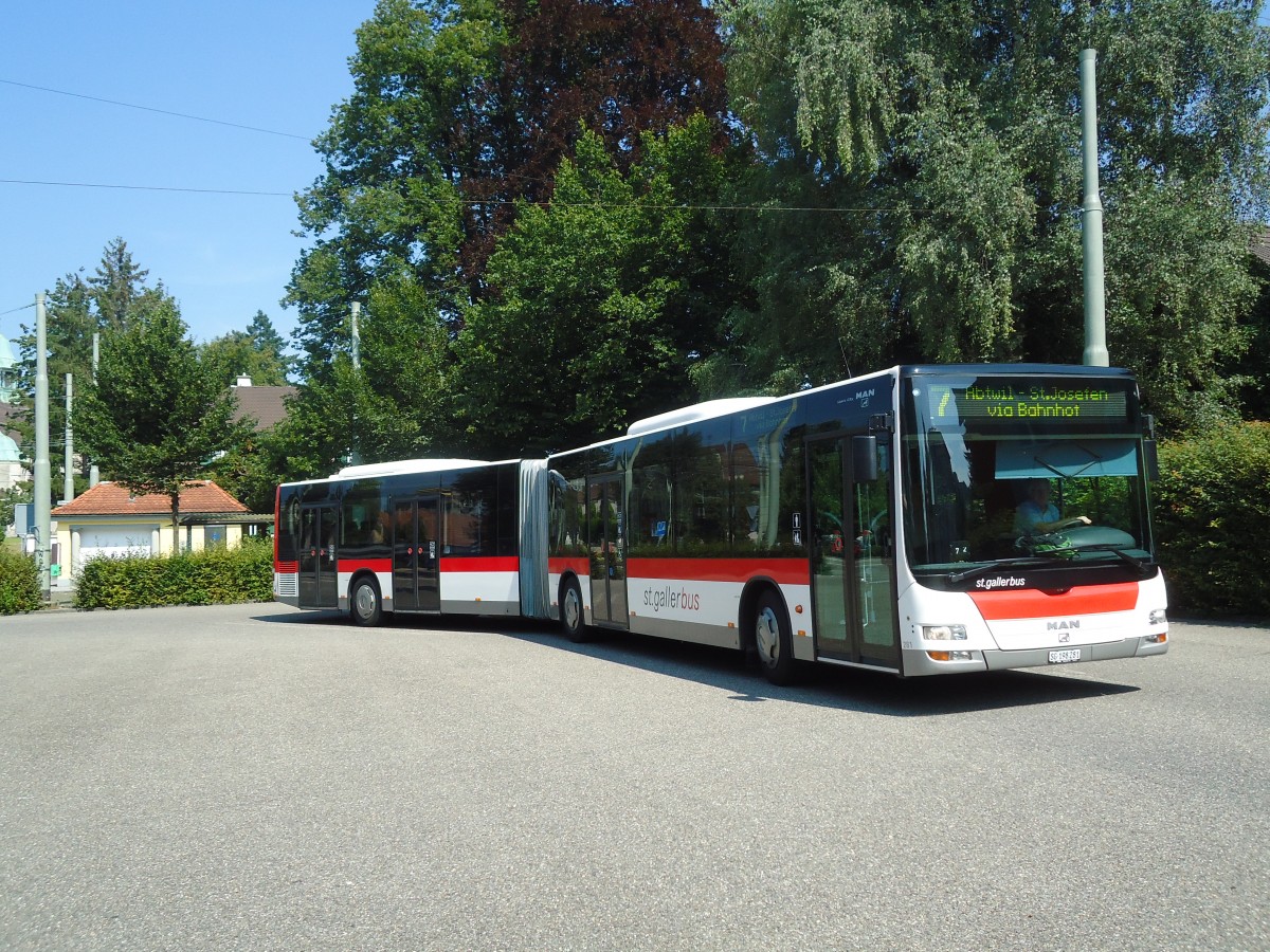 (128'861) - St. Gallerbus, St. Gallen - Nr. 281/SG 198'281 - MAN am 21. August 2010 in St. Gallen, Neudorf