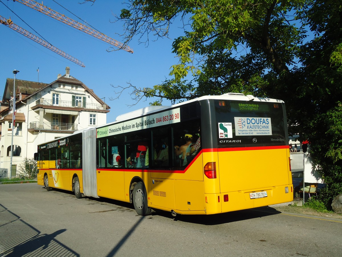 (128'920) - PostAuto Zrich - Nr. 194/ZH 780'781 - Mercedes (ex Nr. 27) am 21. August 2010 beim Bahnhof Frauenfeld