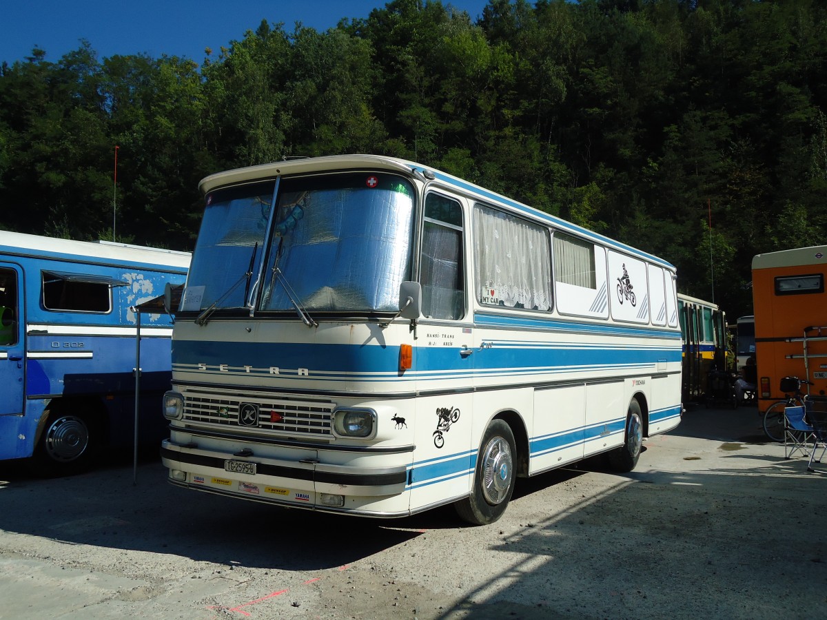 (128'965) - ??? - TG 2595 U - Setra am 22. August 2010 in Thayngen, Wohnbustreffen