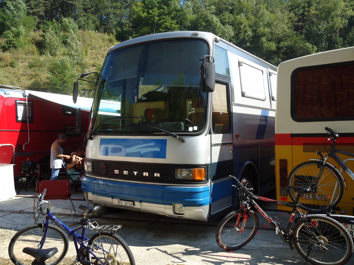 (128'991) - Bchler, Bsingen - Nr. 30/FR 36'748 - Setra (ex AAGI Interlaken Nr. 30) am 22. August 2010 in Thayngen, Wohnbustreffen (Teilaufnahme)