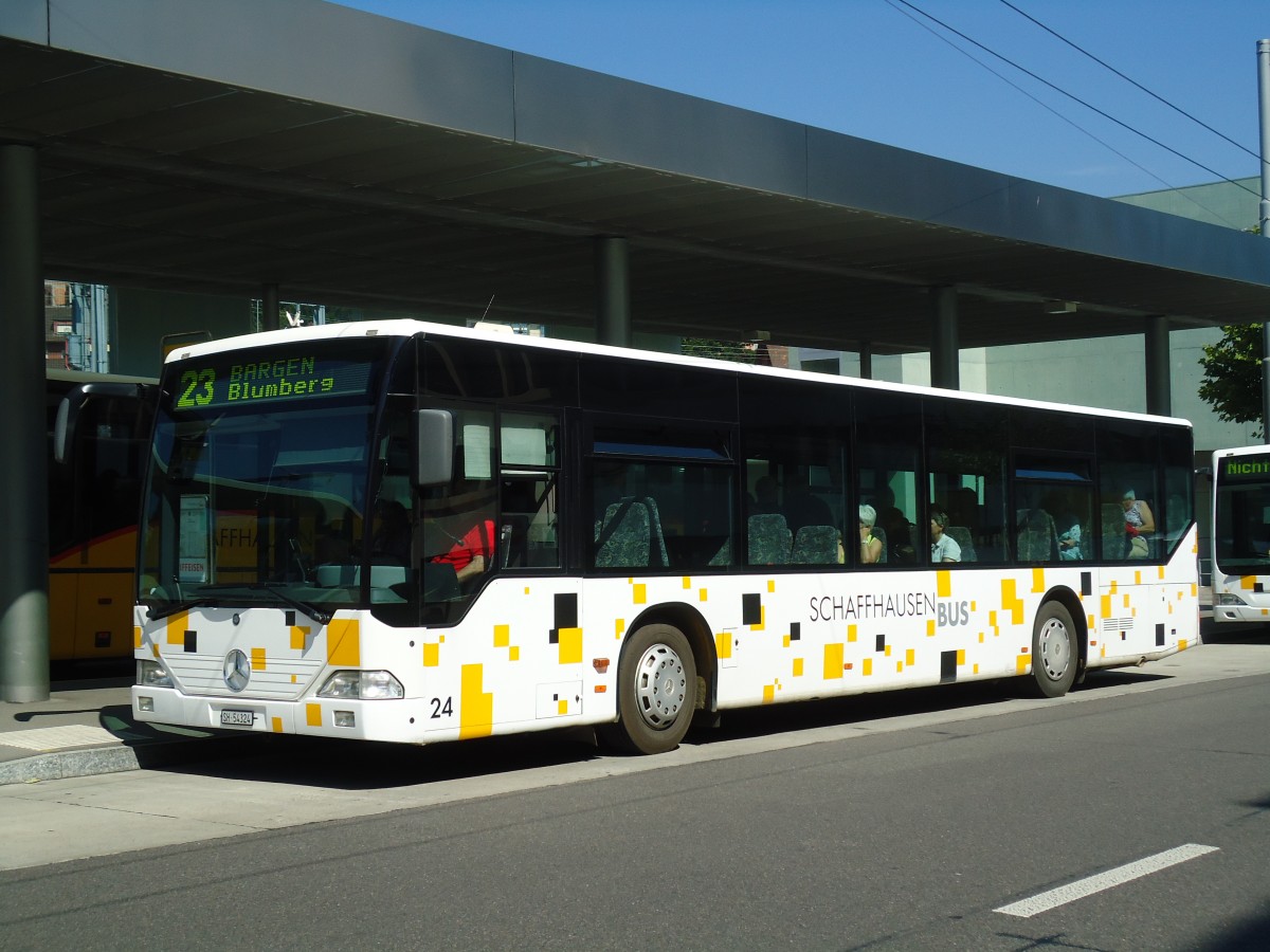 (129'019) - SB Schaffhausen - Nr. 24/SH 54'324 - Mercedes (ex Rattin, Neuhausen Nr. 24) am 22. August 2010 beim Bahnhof Schaffhausen