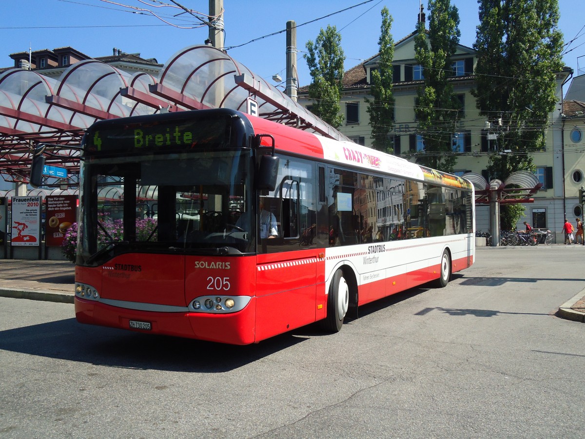 (129'032) - SW Winterthur - Nr. 205/ZH 730'205 - Solaris am 22. August 2010 beim Hauptbahnhof Winterthur