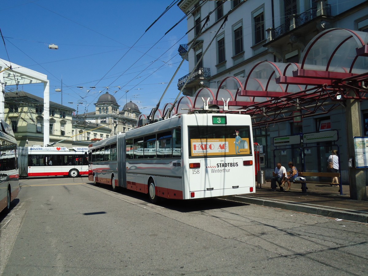 (129'035) - SW Winterthur - Nr. 158 - Mercedes am 22. August 2010 beim Hauptbahnhof Winterthur