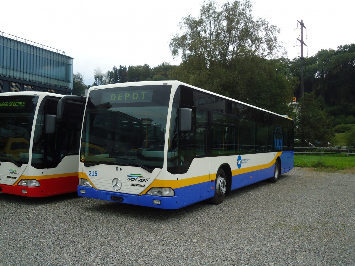 (129'716) - TC La Chaux-de-Fonds - Nr. 215 - Mercedes am 15. September 2010 in Kloten, EvoBus