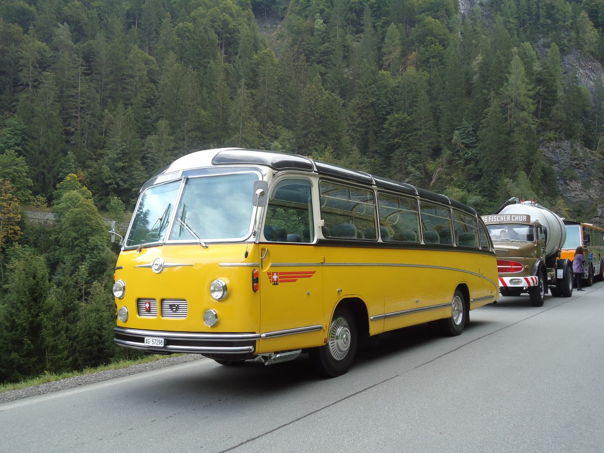 (129'864) - Zimmerli J., Oftringen - AG 57'298 - Berna/Tscher (ex Stutz, Oberlunkhofen; ex Leu, Schongau; ex Wicki, Bremgarten; ex P 22'054; ex P 20'704) am 18. September 2010 bei Valendas