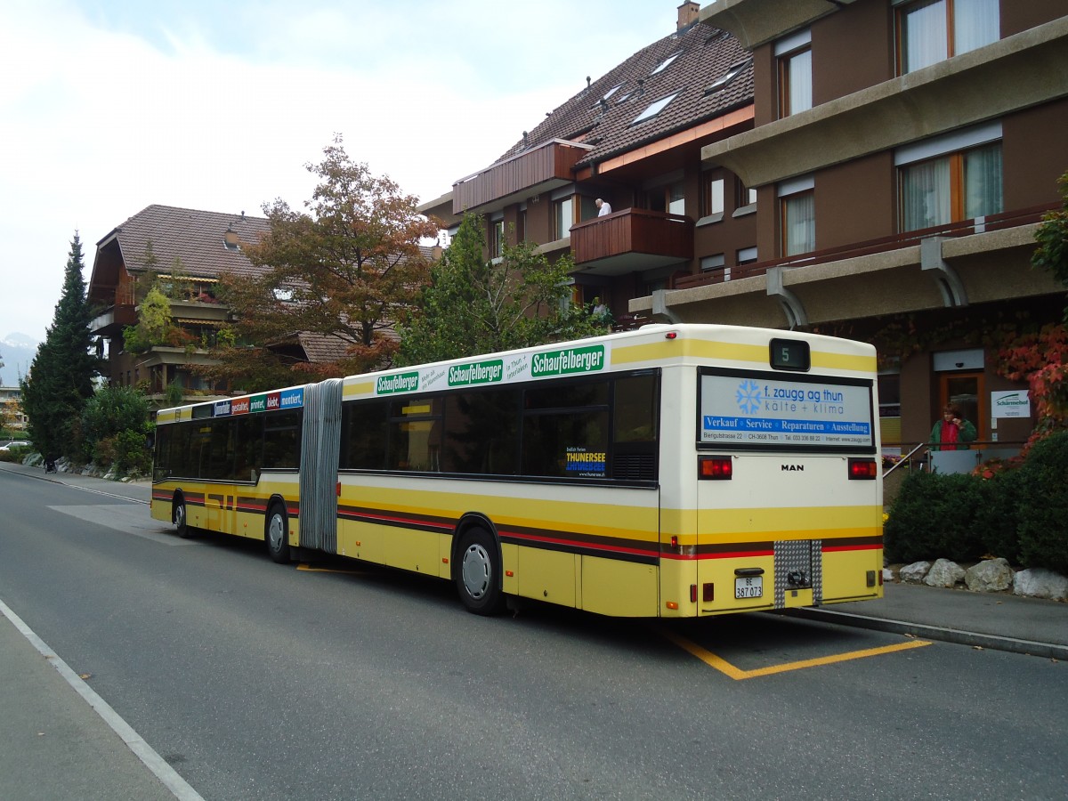 (130'389) - STI Thun - Nr. 73/BE 387'073 - MAN am 12. Oktober 2010 in Thun, Schorenfriedhof