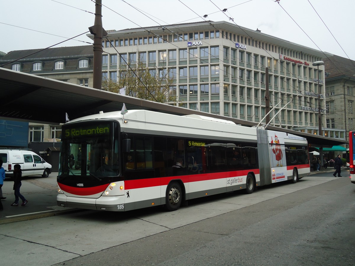 (130'426) - St. Gallerbus, St. Gallen - Nr. 185 - Hess/Hess Gelenktrolleybus am 13. Oktober 2010 beim Bahnhof St. Gallen