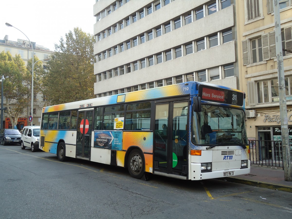 (130'501) - RTM Marseille - Nr. 710/9872 RN 13 - Mercedes am 15. Oktober 2010 in Marseille, Canebire Bourse