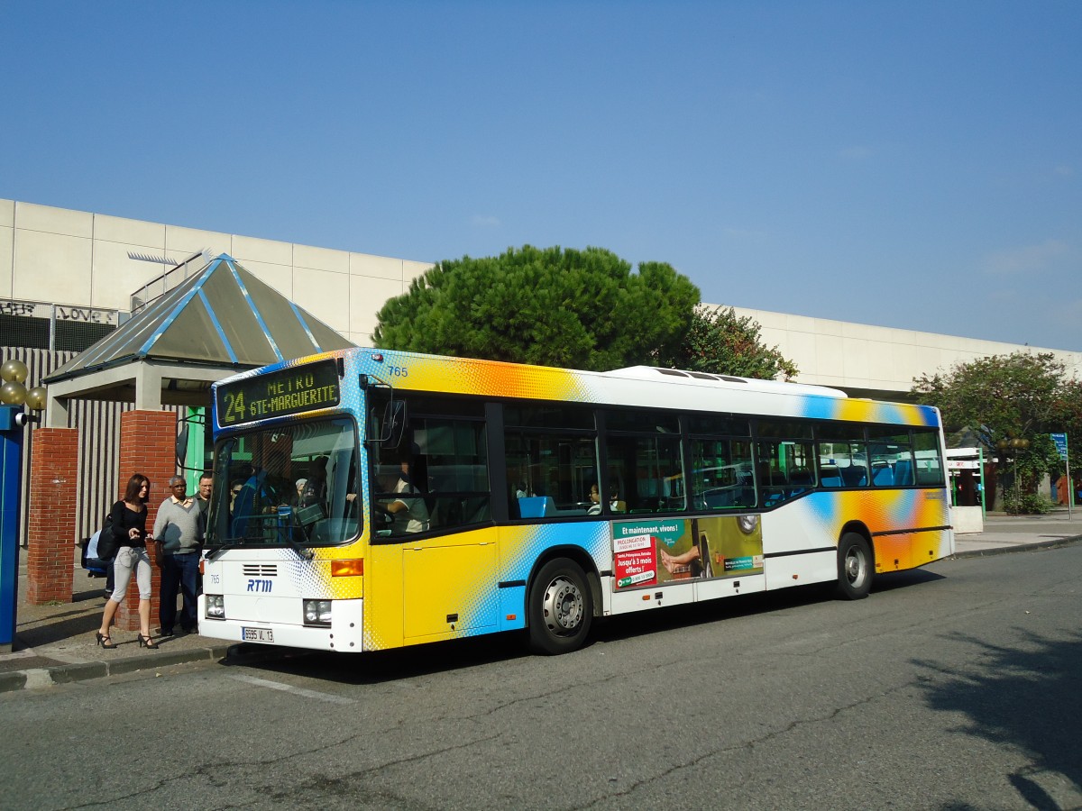 (130'582) - RTM Marseille - Nr. 765/6595 VL 13 - Mercedes am 15. Oktober 2010 in Marseille, Ste Marguerite