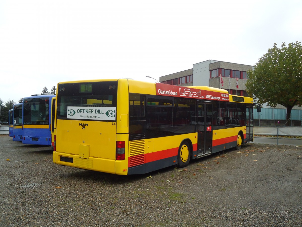 (130'777) - AAGL Liestal - Nr. 74 - MAN (ex Nr. 66) am 24. Oktober 2010 in Kloten, EvoBus