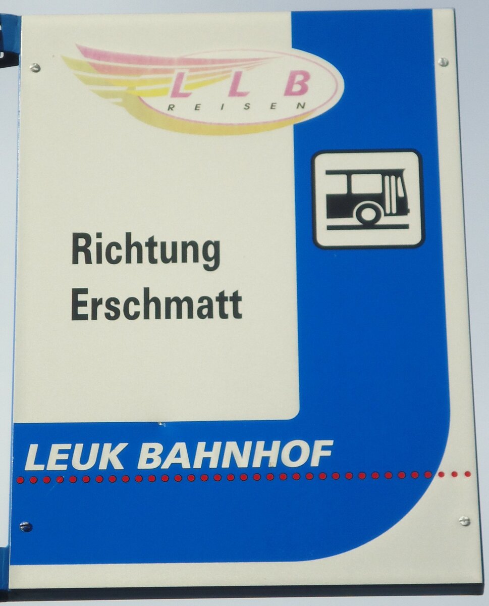 (130'849) - LLB-Haltestellenschild - Leuk, Bahnhof - am 1. November 2010