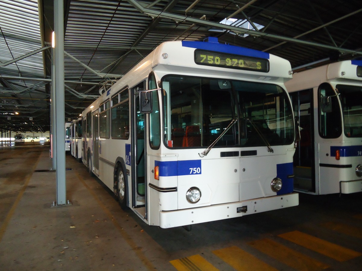 (130'904) - TL Lausanne - Nr. 750 - FBW/Hess Trolleybus am 13. November 2010 in Lausanne, Dpt Prlaz