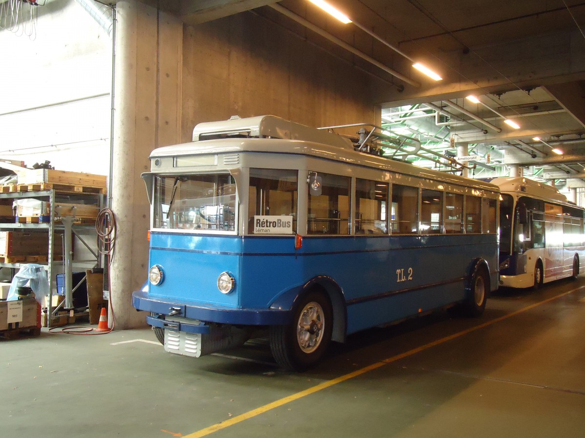 (130'925) - TL Lausanne (Rtrobus) - Nr. 2 - FBW/Eggli Trolleybus (ex Nr. 3) am 13. November 2010 in Lausanne, Dpt Prlaz