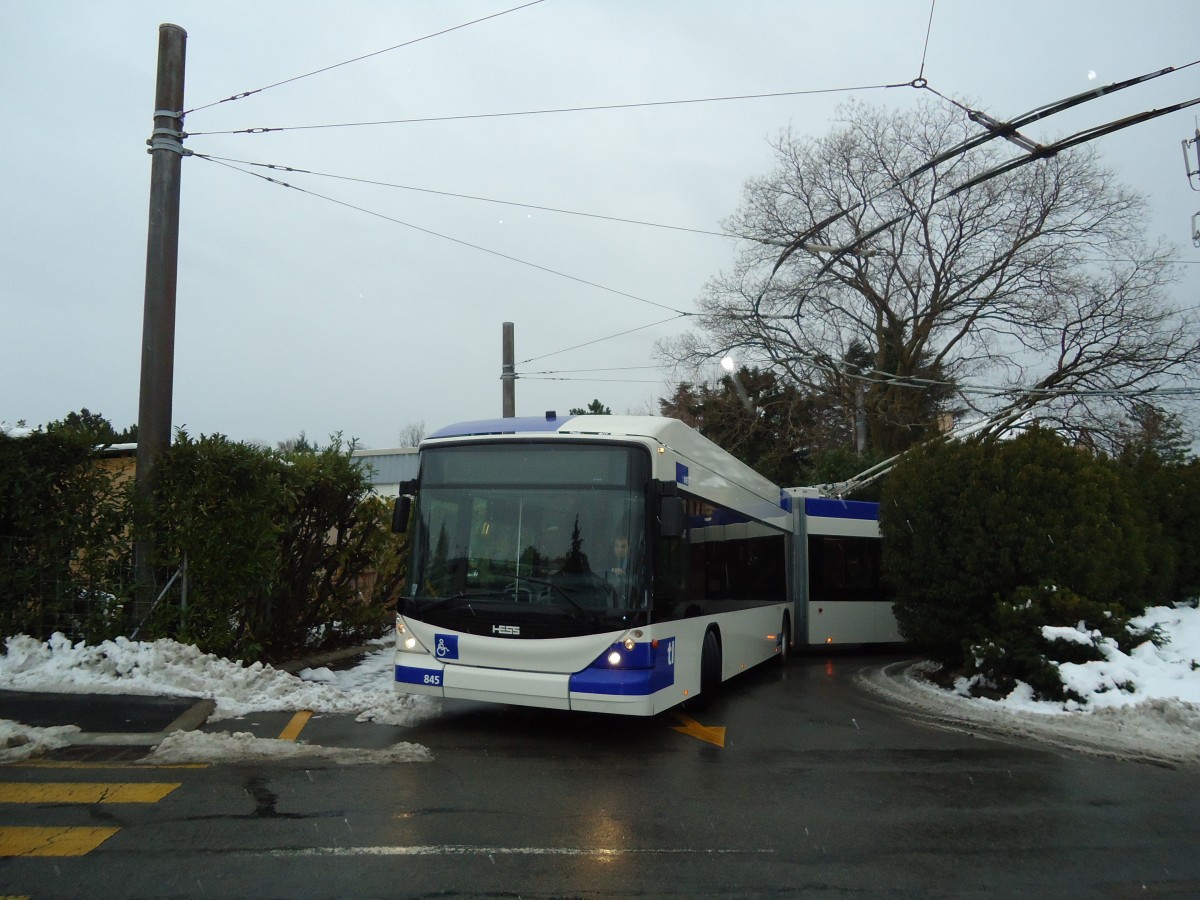 (131'274) - TL Lausanne - Nr. 845 - Hess/Hess Gelenktrolleybus am 5. Dezember 2010 in Lutry, Corniche