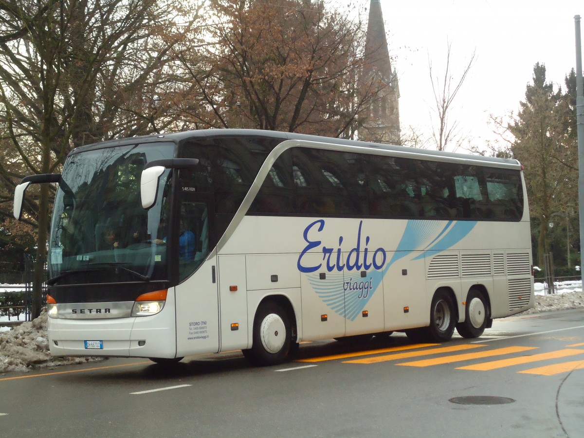 (131'384) - Aus Italien: Eridio, Storo - DH-667 DZ - Setra am 7. Dezember 2010 beim Bahnhof Bern