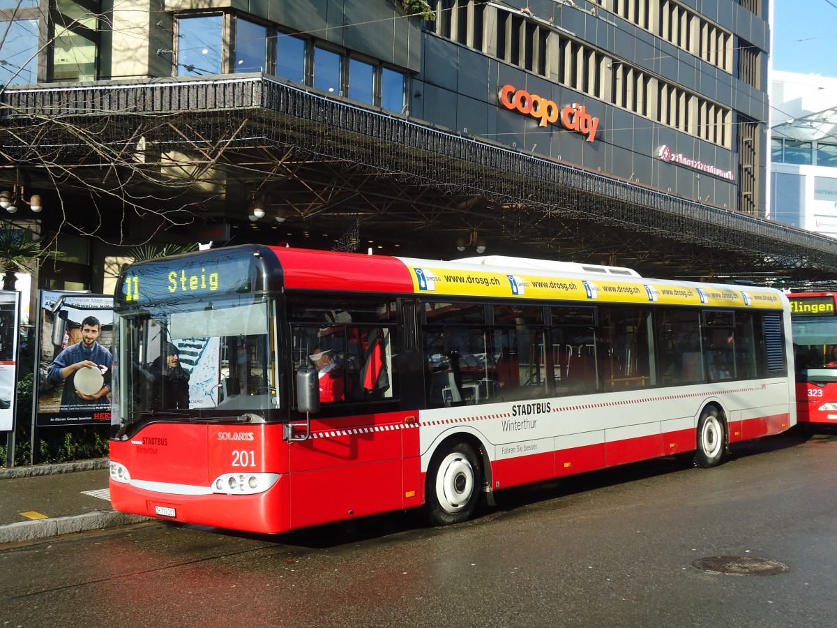 (131'527) - SW Winterthur - Nr. 201/ZH 719'201 - Solaris am 9. Dezember 2010 beim Hauptbahnhof Winterthur