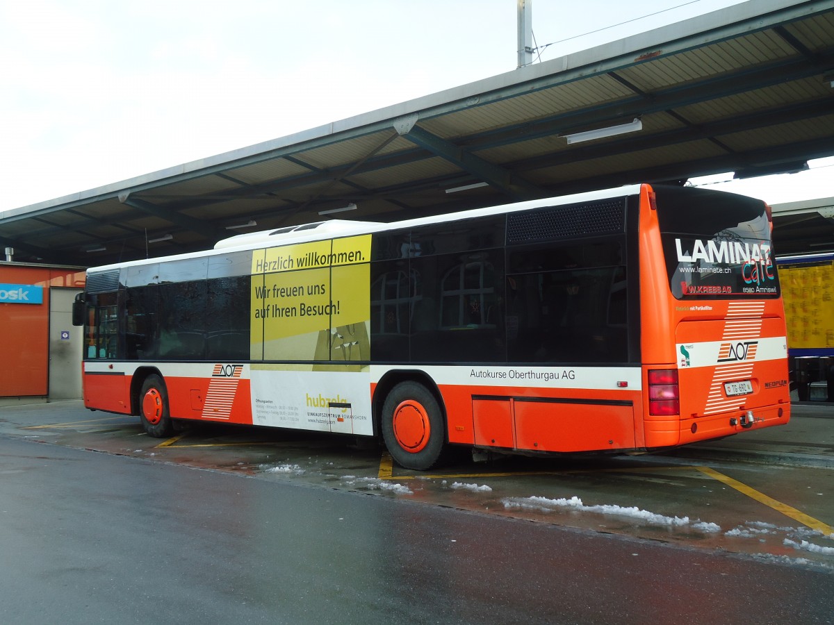 (131'544) - AOT Amriswil - Nr. 10/TG 692 - Neoplan am 9. Dezember 2010 beim Bahnhof Romanshorn