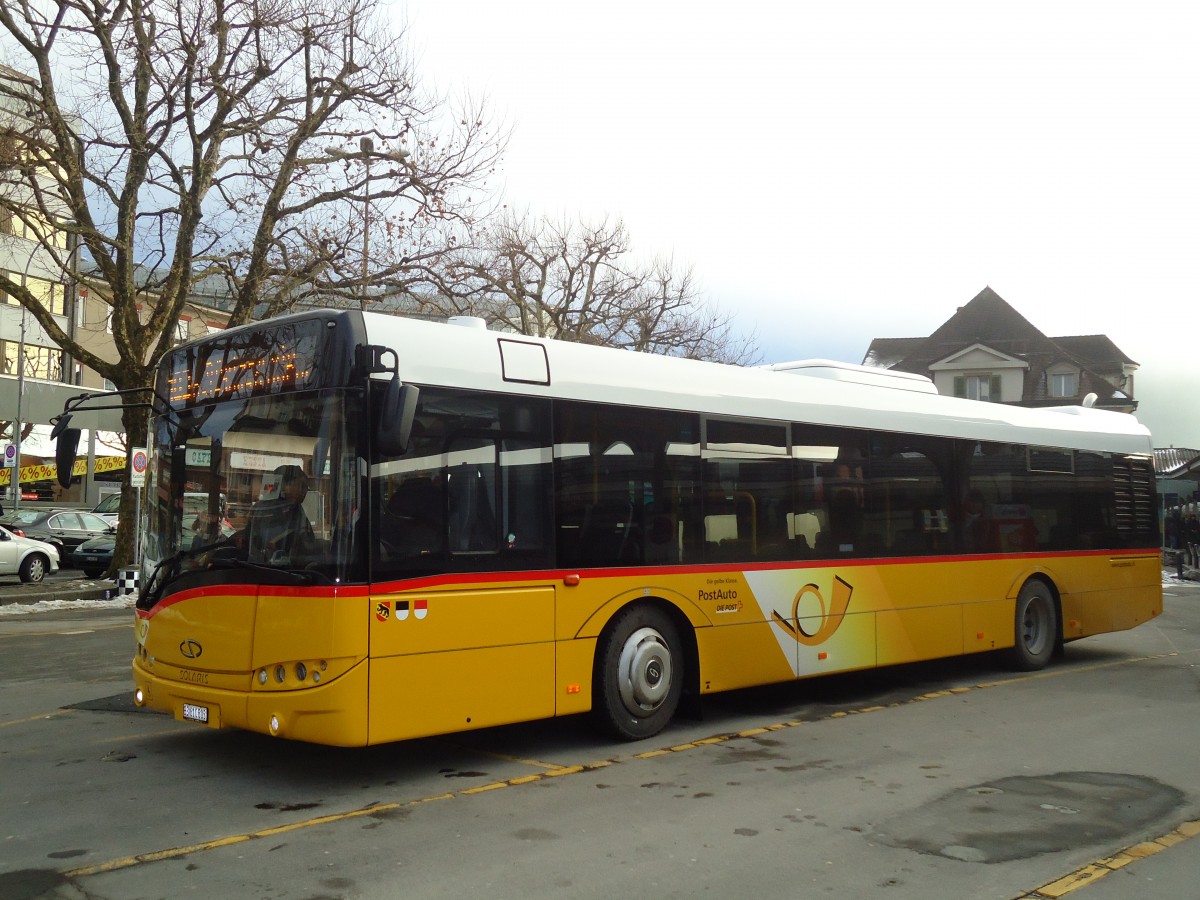 (131'919) - PostAuto Bern - BE 610'535 - Solaris am 31. Dezember 2010 beim Bahnhof Interlaken West