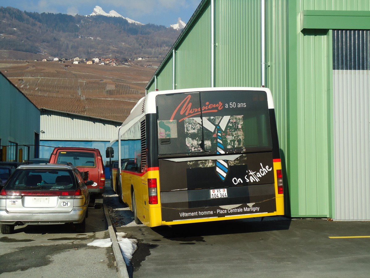 (131'940) - Buchard, Leytron - Nr. 150/VS 104'344 - Volvo am 2. Januar 2011 in Leytron, Garage