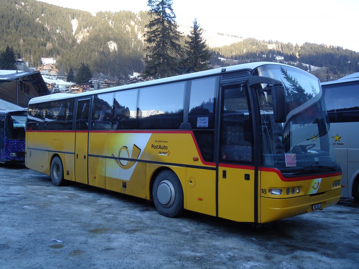 (131'993) - Fontana, Ilanz - Nr. 18/GR 561 - Neoplan am 8. Januar 2011 in Adelboden, ASB