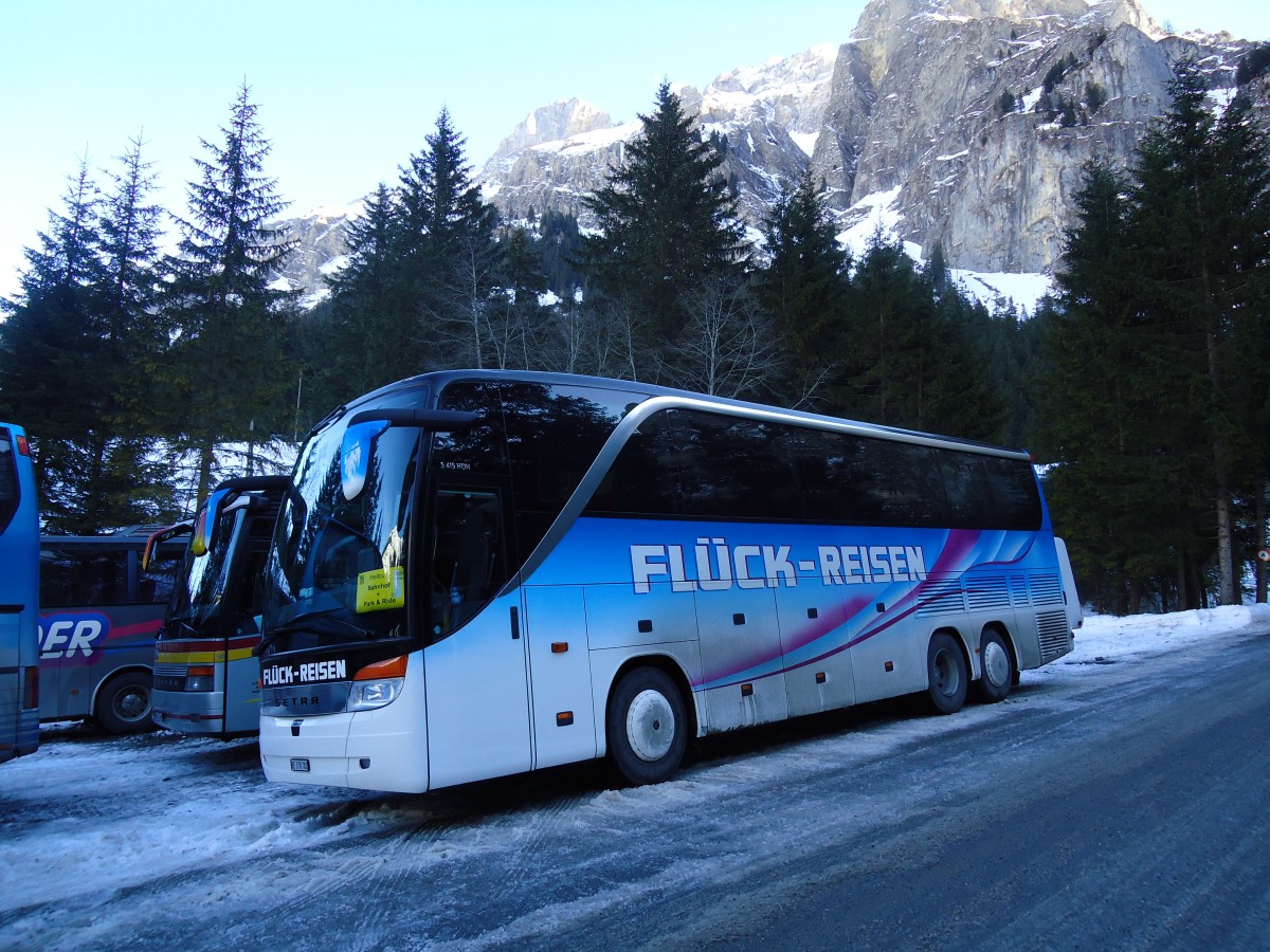 (132'076) - Flck, Brienz - BE 378'782 - Setra am 8. Januar 2011 in Adelboden, Unter dem Birg