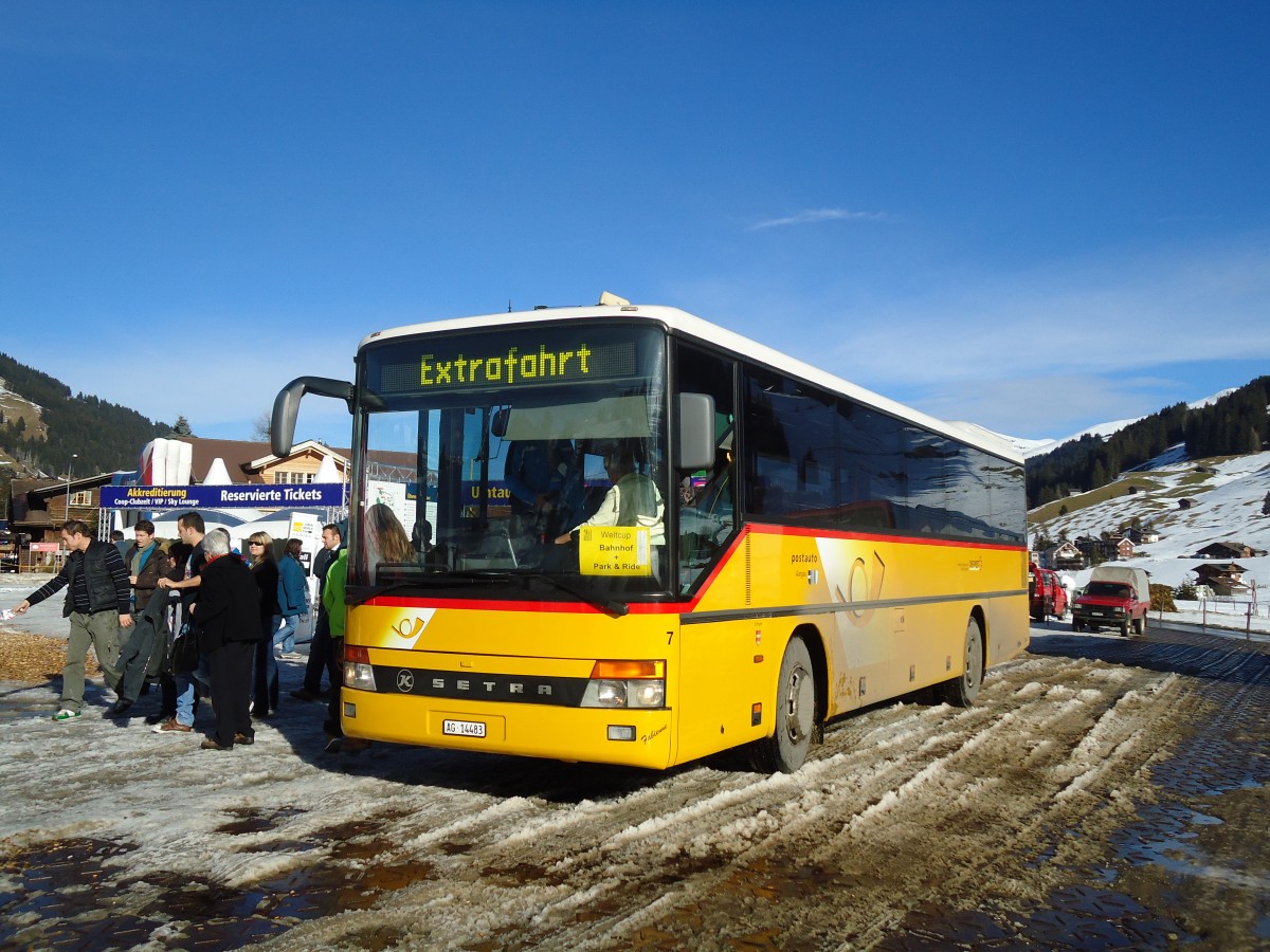 (132'149) - Tschannen, Zofingen - Nr. 7/AG 14'483 - Setra am 8. Januar 2011 in Adelboden, Weltcup