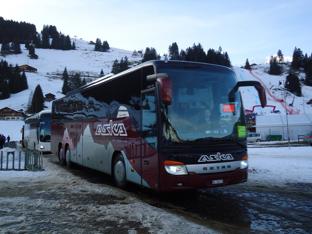 (132'181) - ASKA Aeschi - Nr. 52/BE 28'177 - Setra am 8. Januar 2011 in Adelboden, Weltcup