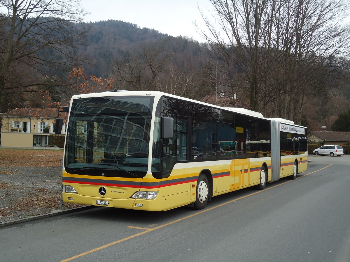 (132'292) - STI Thun - Nr. 137/BE 801'137 - Mercedes am 11. Januar 2011 bei der Schifflndte Thun