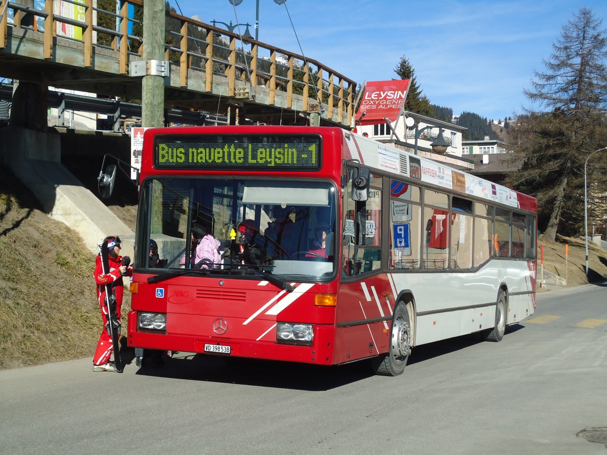 (132'490) - Leysin-Excursions, Leysin - VD 398'538 - Mercedes (ex Krada, D-Bblingen; ex VAG Freiburg/D Nr. 841) am 6. Februar 2011 in Leysin, Tlphrique