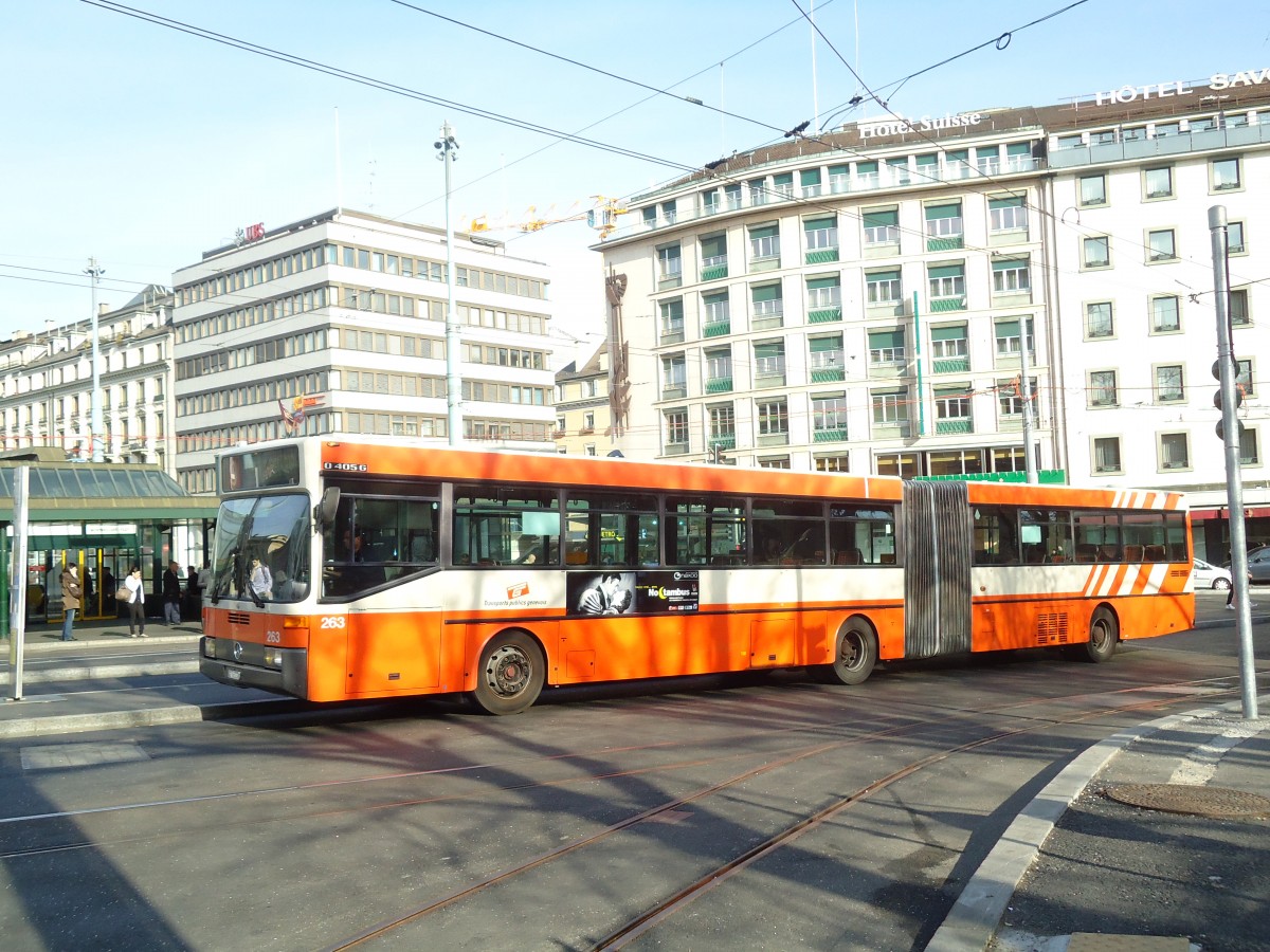 (132'950) - TPG Genve - Nr. 263/GE 96'537 - Mercedes am 10. Mrz 2011 beim Bahnhof Genve