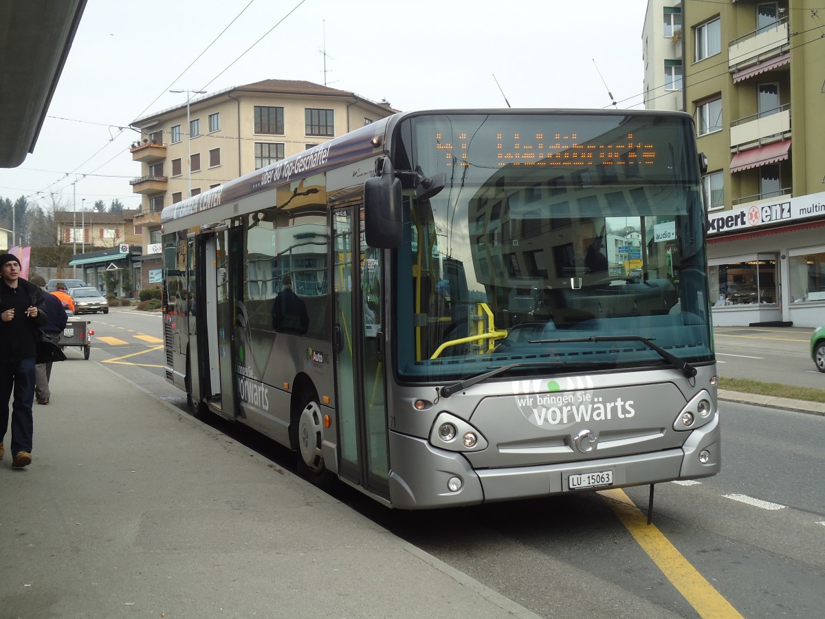 (132'975) - AAGR Rothenburg - Nr. 71/LU 15'063 - Irisbus am 11. Mrz 2011 in Emmenbrcke, Sprengi