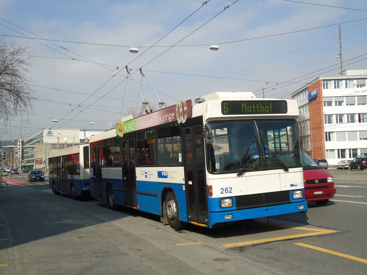 (132'991) - VBL Luzern - Nr. 262 - NAW/R&J-Hess Trolleybus am 11. Mrz 2011 in Luzern, Weinbergli