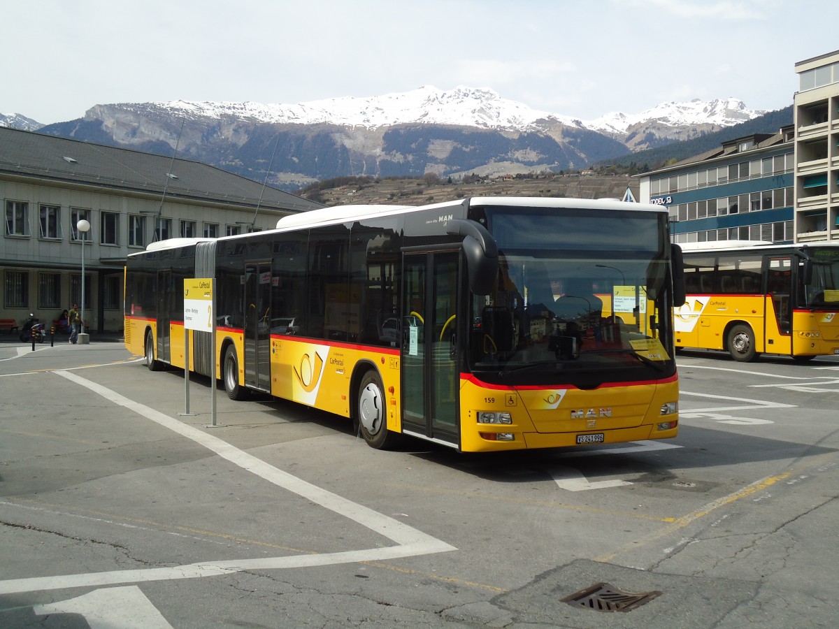 (133'194) - Buchard, Leytron - Nr. 159/VS 241'996 - MAN am 3. April 2011 beim Bahnhof Sion