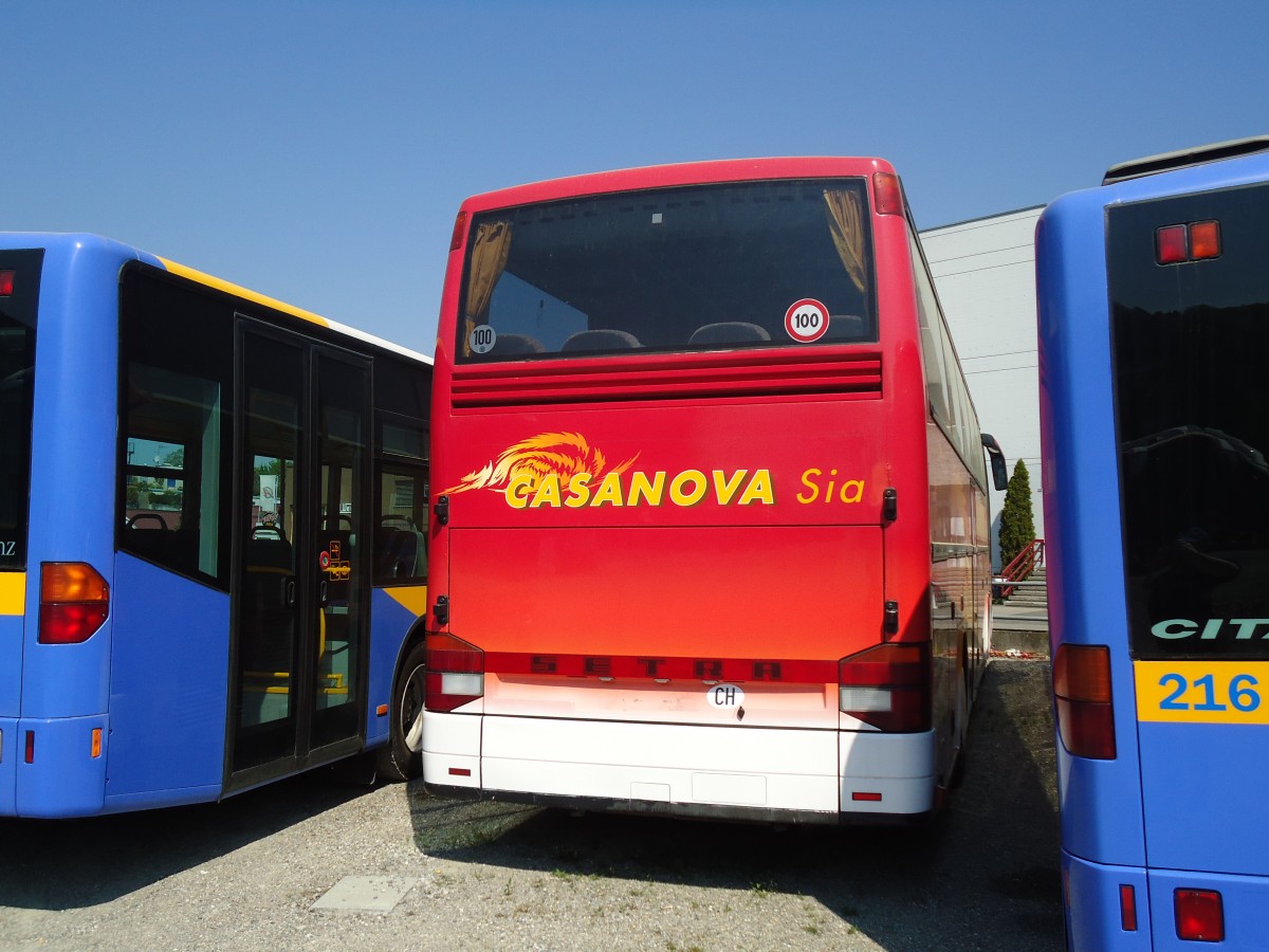 (133'420) - Casanova, Siat - Setra am 25. April 2011 in Kloten, EvoBus