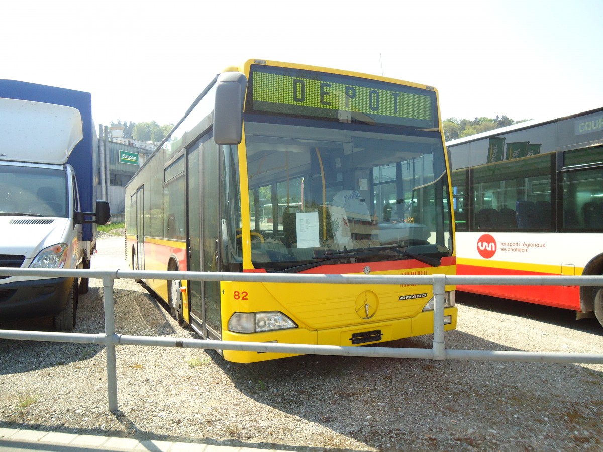 (133'437) - BLT Oberwil - Nr. 82 - Mercedes am 25. April 2011 in Kloten, EvoBus