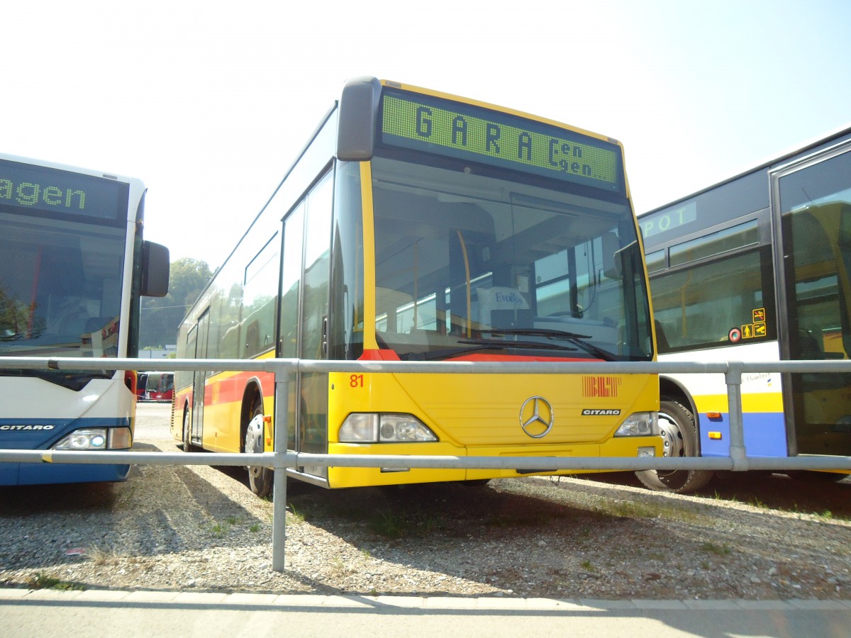 (133'440) - BLT Oberwil - Nr. 81 - Mercedes am 25. April 2011 in Kloten, EvoBus