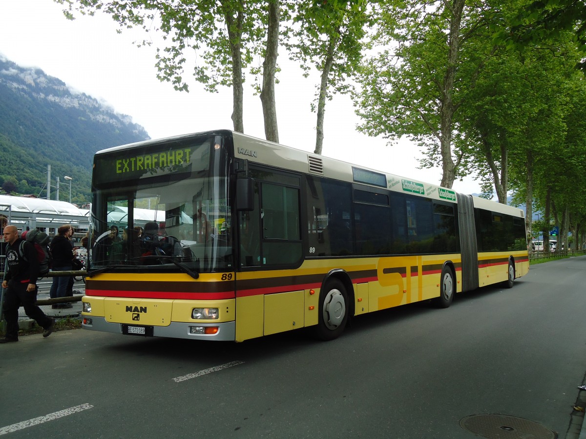 (134'168) - STI Thun - Nr. 89/BE 572'089 - MAN am 11. Juni 2011 beim Bahnhof Interlaken Ost