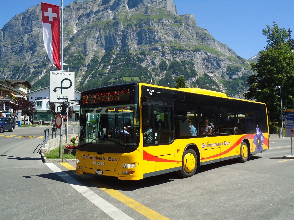 (134'747) - AVG Grindelwald - Nr. 20/BE 349'361 - MAN/Gppel am 3. Juli 2011 beim Bahnhof Grindelwald