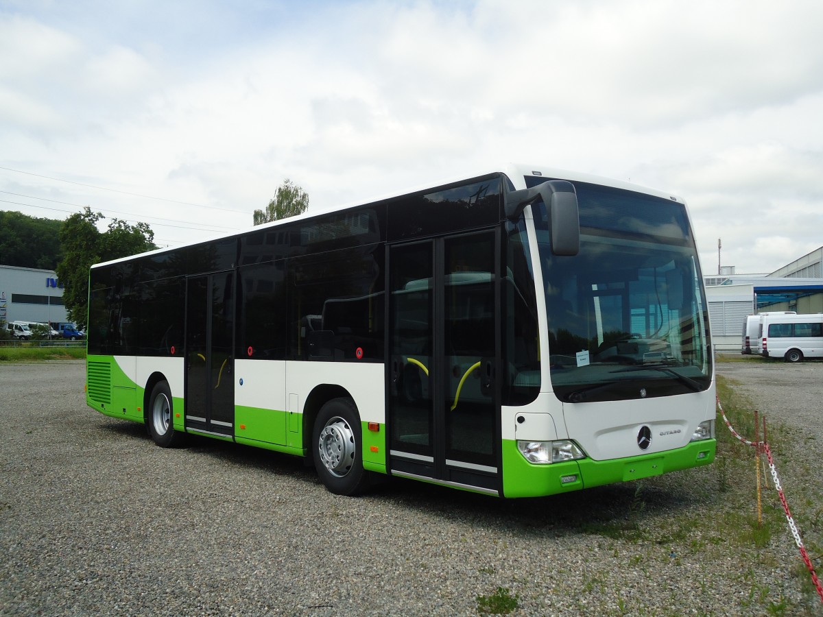 (134'858) - TRN La Chaux-de-Fonds - Nr. 304 - Mercedes am 10. Juli 2011 in Kloten, EvoBus