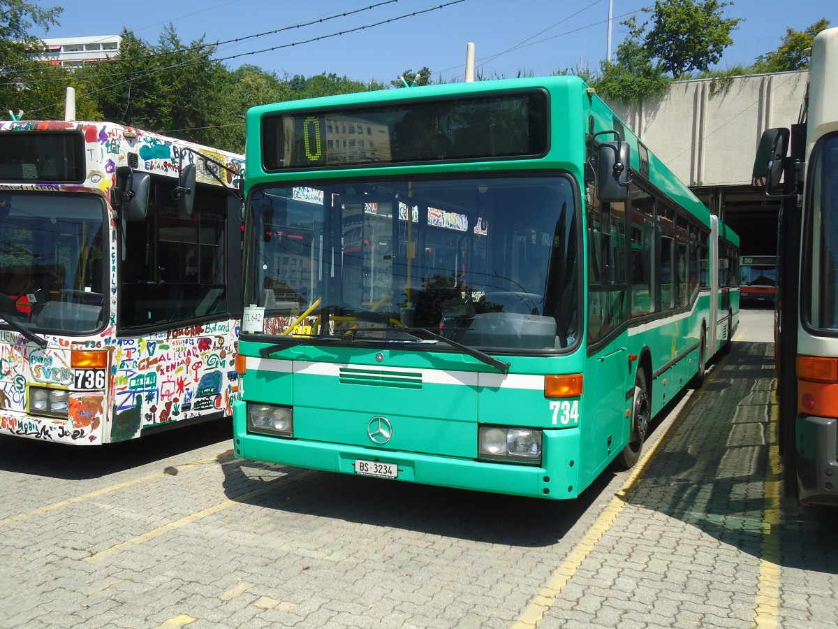 (135'080) - TL Lausanne (BVB 734) - Nr. 642/BS 3234 - Mercedes (ex VAG Freiburg/D Nr. 933) am 12. Juli 2011 in Lausanne, Dpt Borde