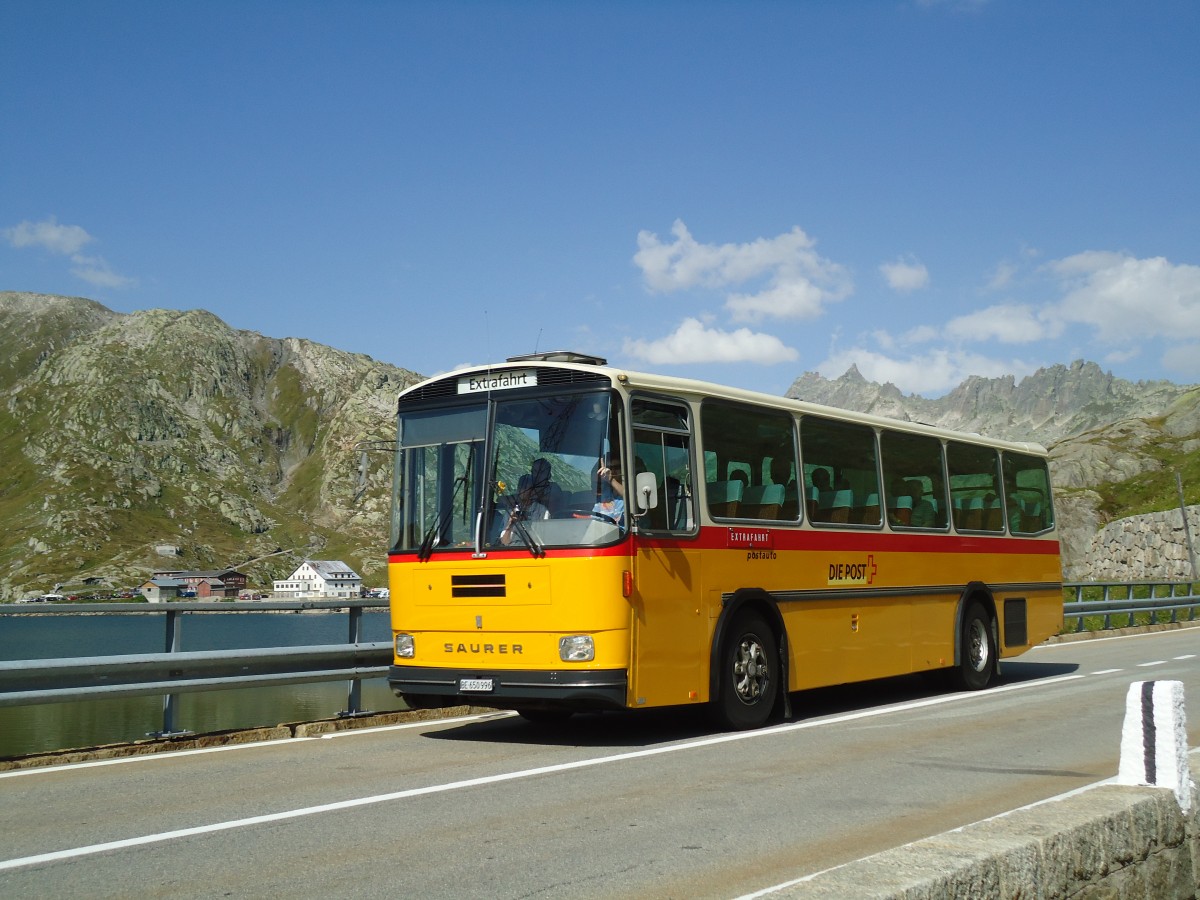 (135'685) - Kammermann, Bern - BE 650'996 - Saurer/Hess (ex Flury, Balm; ex P 24'233) am 21. August 2011 in Grimsel, Rest. Grimselblick