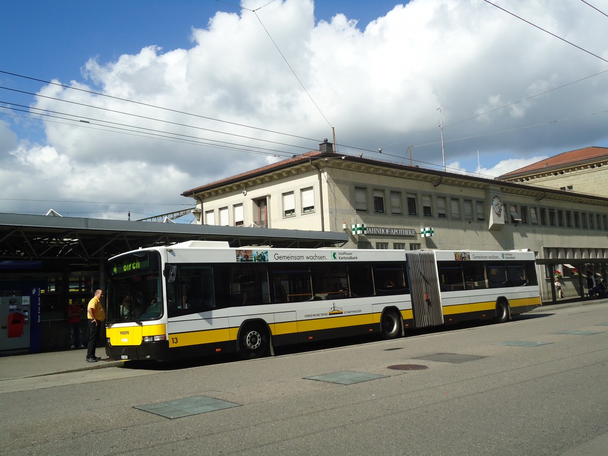 (135'927) - VBSH Schaffhausen - Nr. 13/SH 38'013 - Volvo/Hess am 14. September 2011 beim Bahnhof Schaffhausen