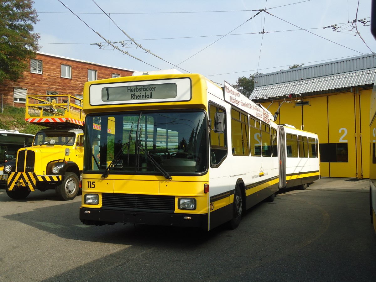 (136'051) - VBSH Schaffhausen - Nr. 115 - NAW/Hess Gelenktrolleybus am 25. September 2011 in Schaffhausen, Busdepot