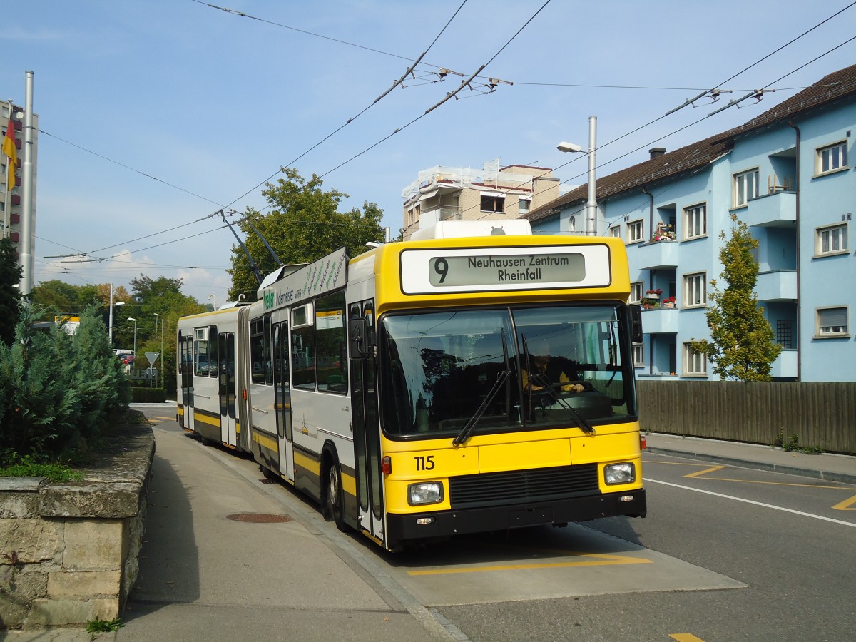 (136'158) - VBSH Schaffhausen - Nr. 115 - NAW/Hess Gelenktrolleybus am 25. September 2011 in Neuhausen, Scheidegg