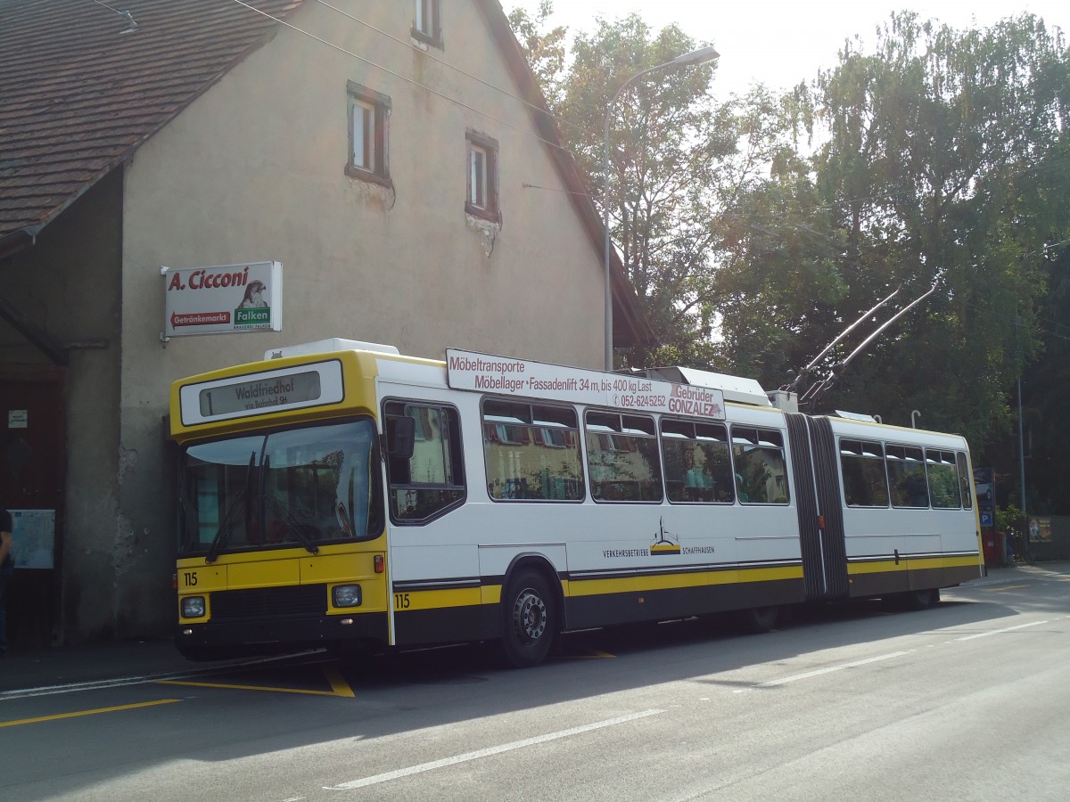 (136'190) - VBSH Schaffhausen - Nr. 115 - NAW/Hess Gelenktrolleybus am 25. September 2011 in Neuhausen, Durstgraben