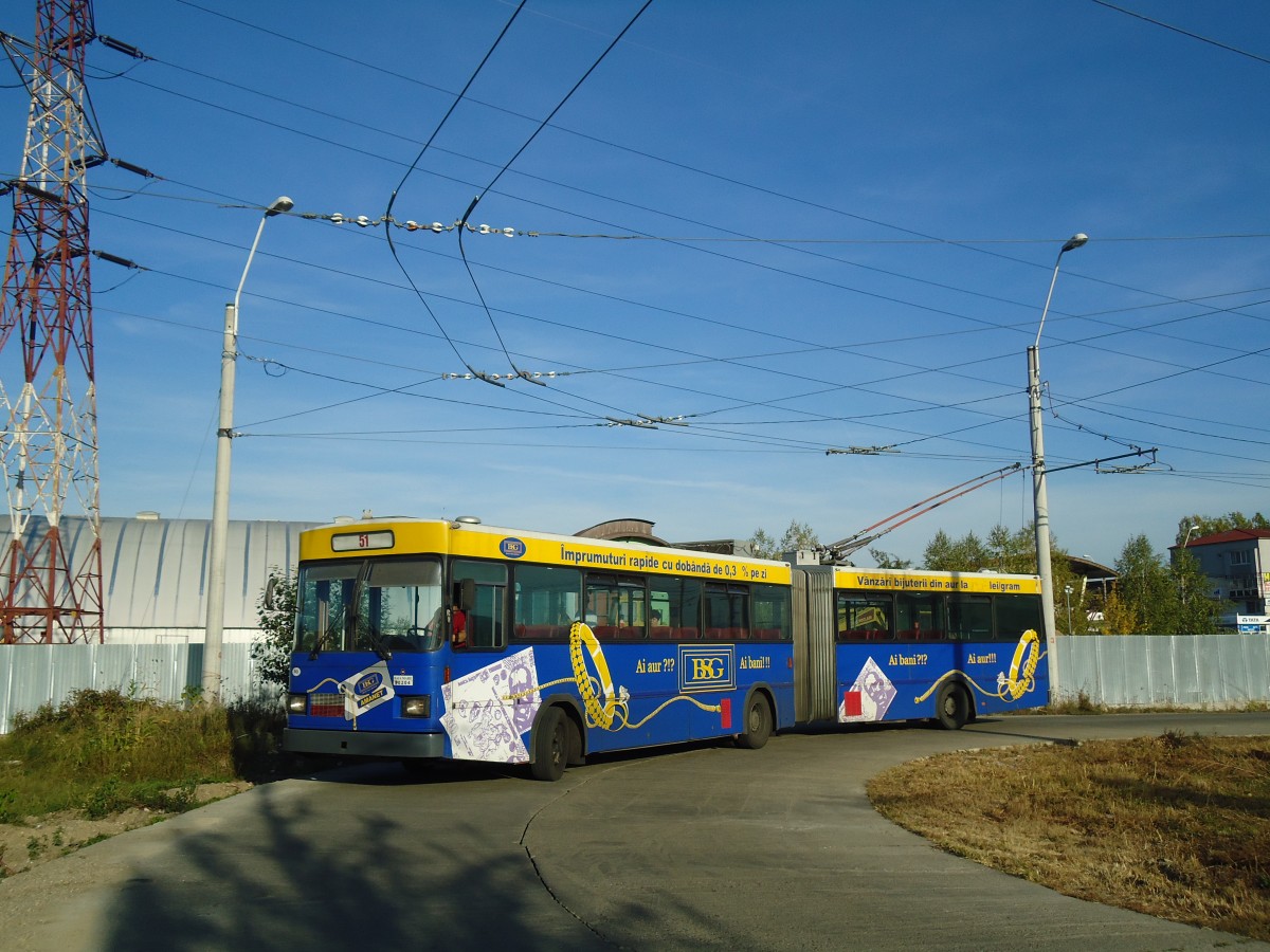 (136'295) - URBIS Baia Mare - BAIA MARE 204 - Saurer/FHS Gelenktrolleybus (ex SW Winterthur/CH Nr. 130) am 3. Oktober 2011 in Baia Mare, Wendeschleife