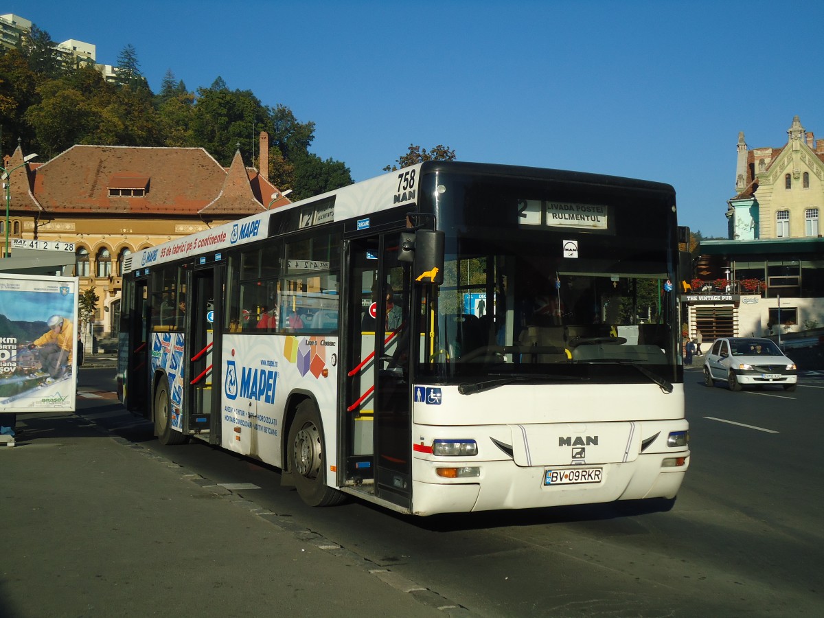 (136'313) - RAT Brasov - Nr. 758/BV 09 RKR - MAN am 4. Oktober 2011 in Brasov, Livada Postei