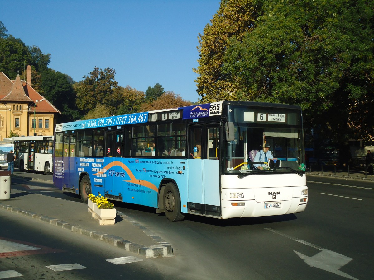 (136'316) - RAT Brasov - Nr. 555/BV 08 RNT - MAN am 4. Oktober 2011 in Brasov, Livada Postei