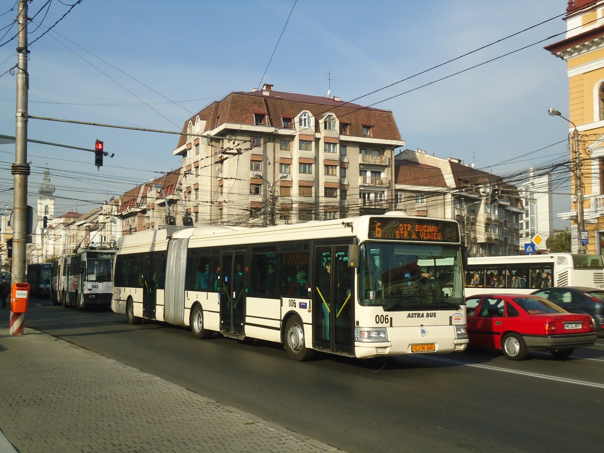 (136'527) - Ratuc, Cluj-Napoca - Nr. 6/CJ-N 340 - Renault Gelenktrolleybus am 6. Oktober 2011 in Cluj-Napoca